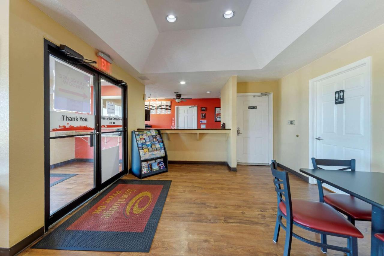 Econo Lodge Pryor Creek Esterno foto