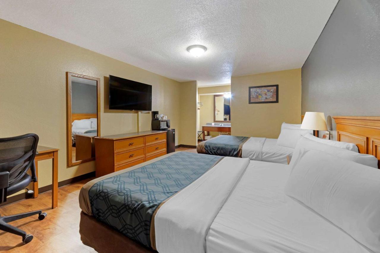 Econo Lodge Pryor Creek Esterno foto