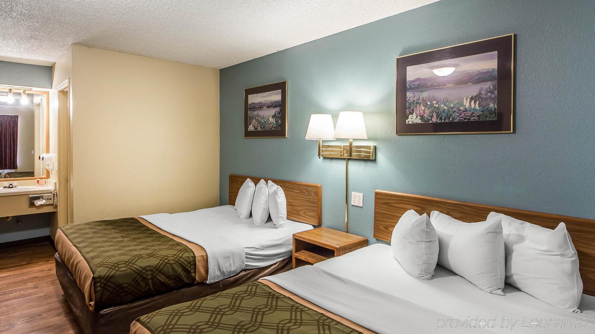 Econo Lodge Pryor Creek Esterno foto